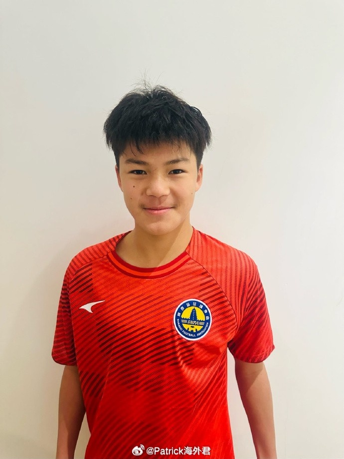 博主：劉凱源本賽季西班牙加泰U16優(yōu)選聯(lián)賽首發(fā)18次，已打入9球