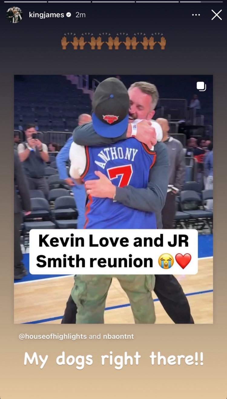 詹姆斯轉(zhuǎn)發(fā)樂福與JR賽后擁抱：????那都是我的好哥們！