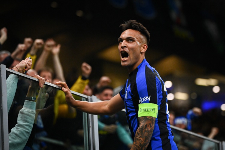 勞塔羅：希望球隊全力以赴把獎杯帶回家，我們?yōu)榇烁冻隽颂嗯? 
                                         class=