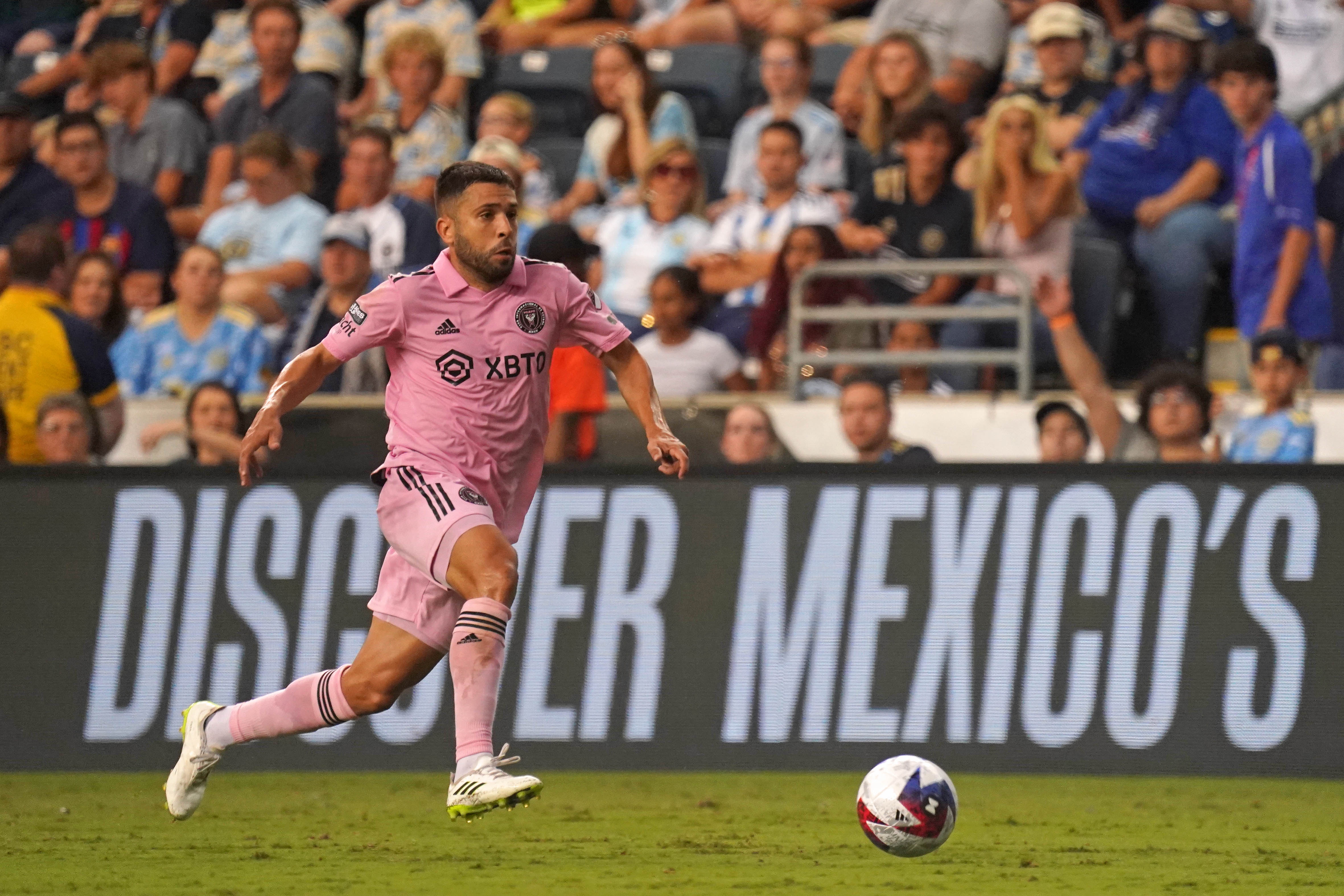 馬斯切拉諾：阿爾巴等3名后衛(wèi)缺戰(zhàn)哥倫布機(jī)員