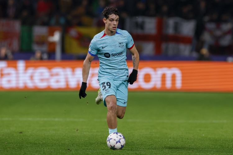 巴薩官方：?？送?福特做了鼻中隔手術(shù)，以解決其呼吸和鼻塞問題