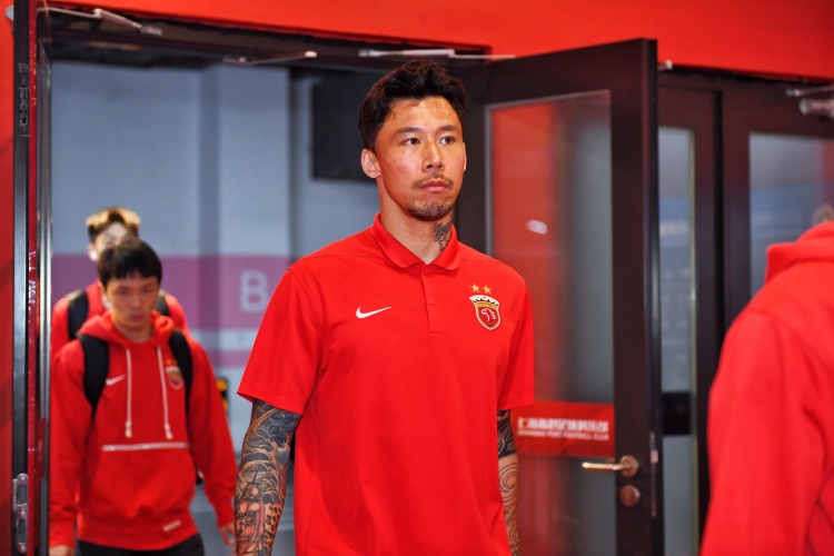 滬媒：張琳芃、王燊超等崇明一期老將，面臨生涯轉(zhuǎn)型新課題