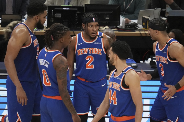 布倫森：我知道賴特能為球隊(duì)帶來什么 沙梅特受傷后一直努力訓(xùn)練