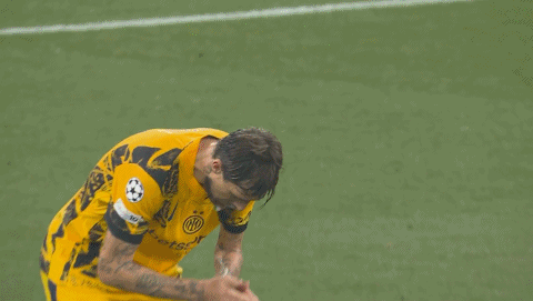 歐冠慘敗&踢滿90分鐘！斯帕萊蒂：37歲阿切爾比拒絕了意大利征召