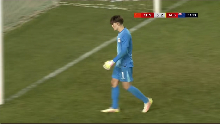 打崩袋鼠！謝晉小角度爆射破網(wǎng)，國(guó)少5-2領(lǐng)先澳大利亞U16