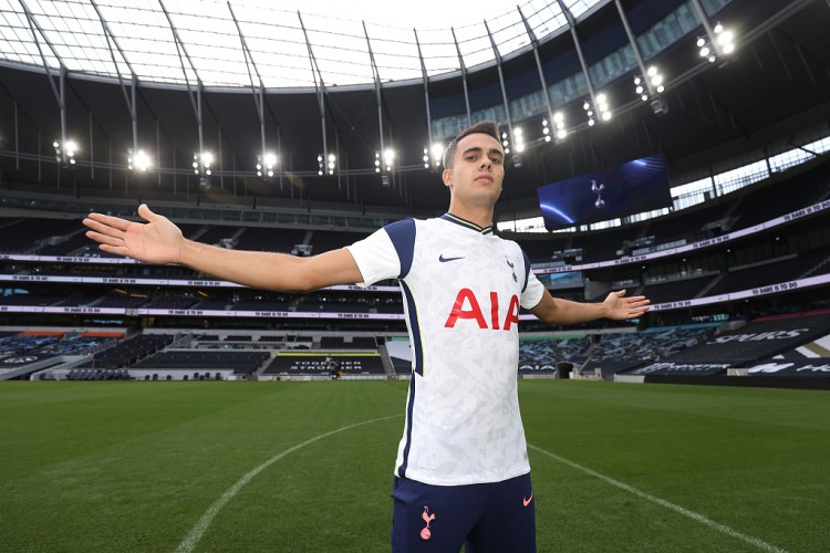 記者：雷吉隆在熱刺的合同將在6月30日到期，摩納哥為他提供報價