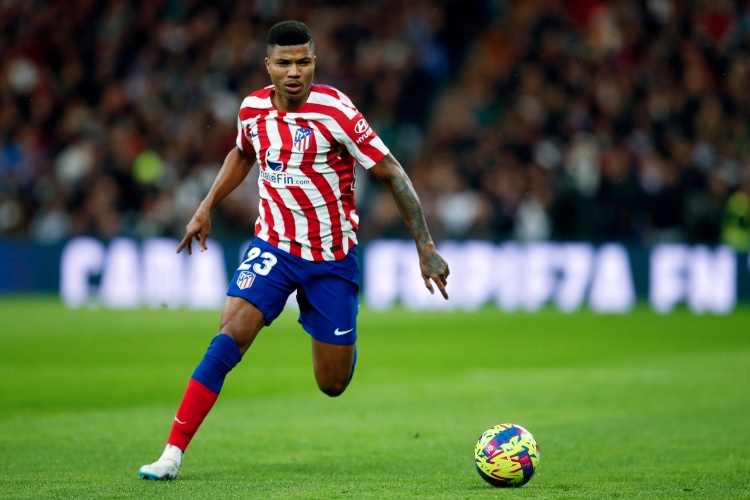 鏡報：諾丁漢森林&水晶宮競爭馬競后衛(wèi)雷尼爾多，還有多隊在關(guān)注