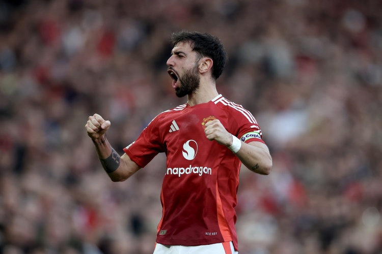 沙特媒體：新月開出超1億歐的4年合同，B費想要年薪3000萬歐簽3年