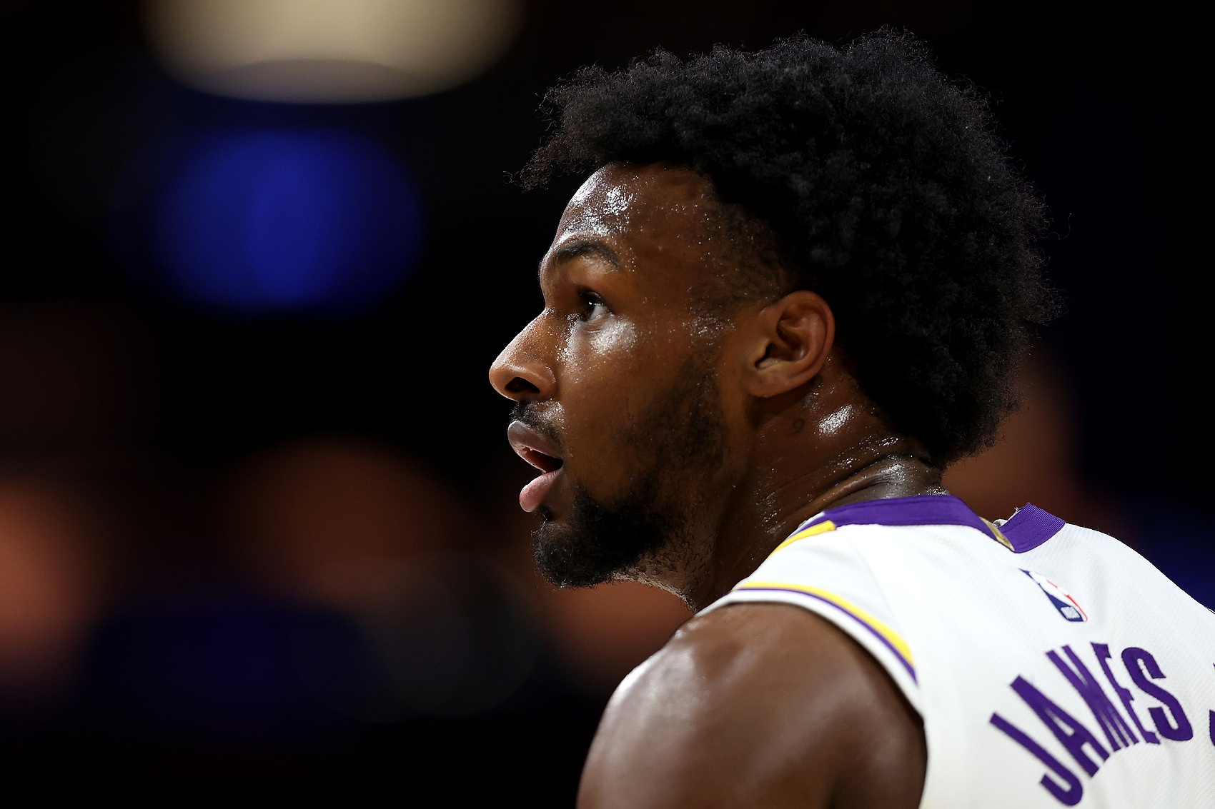 ??某高管：布朗尼預計將在新賽季成為10-15分鐘的常規(guī)輪換球員