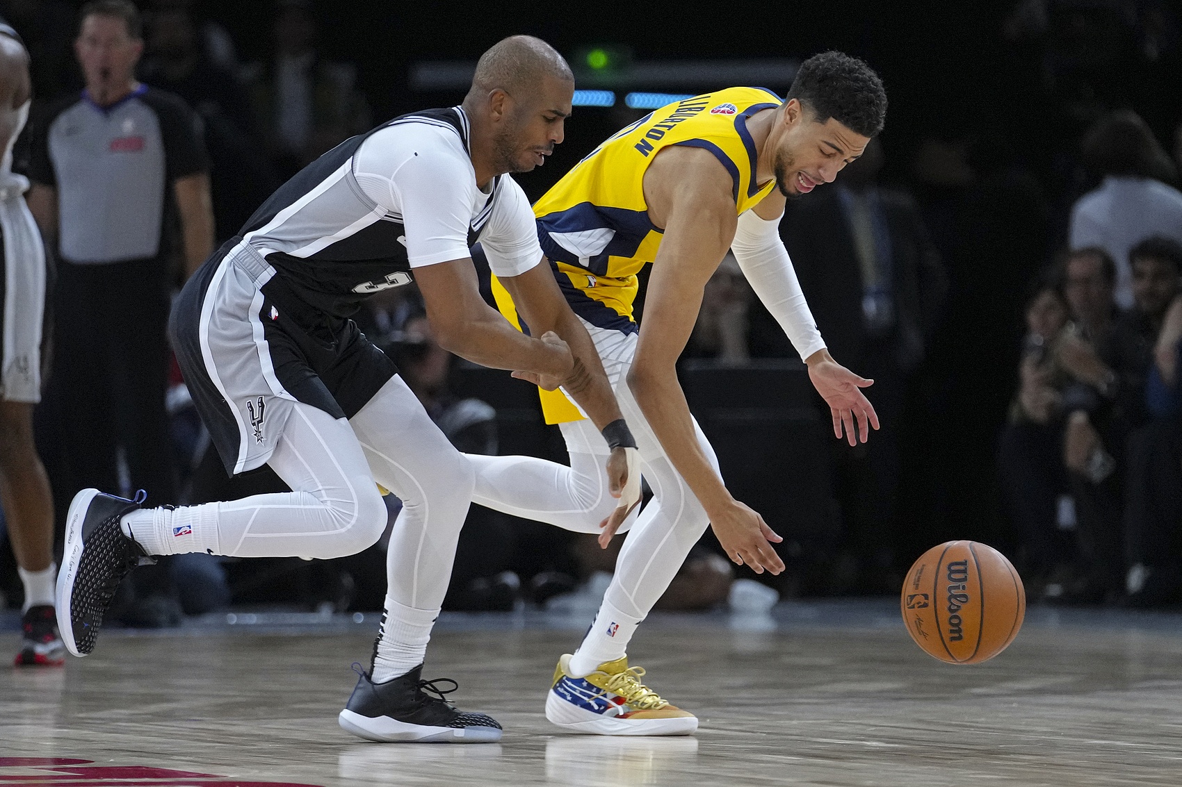 小莫：生涯前幾年哈利伯頓和保羅區(qū)別明顯 他第10年會(huì)到什么級(jí)別