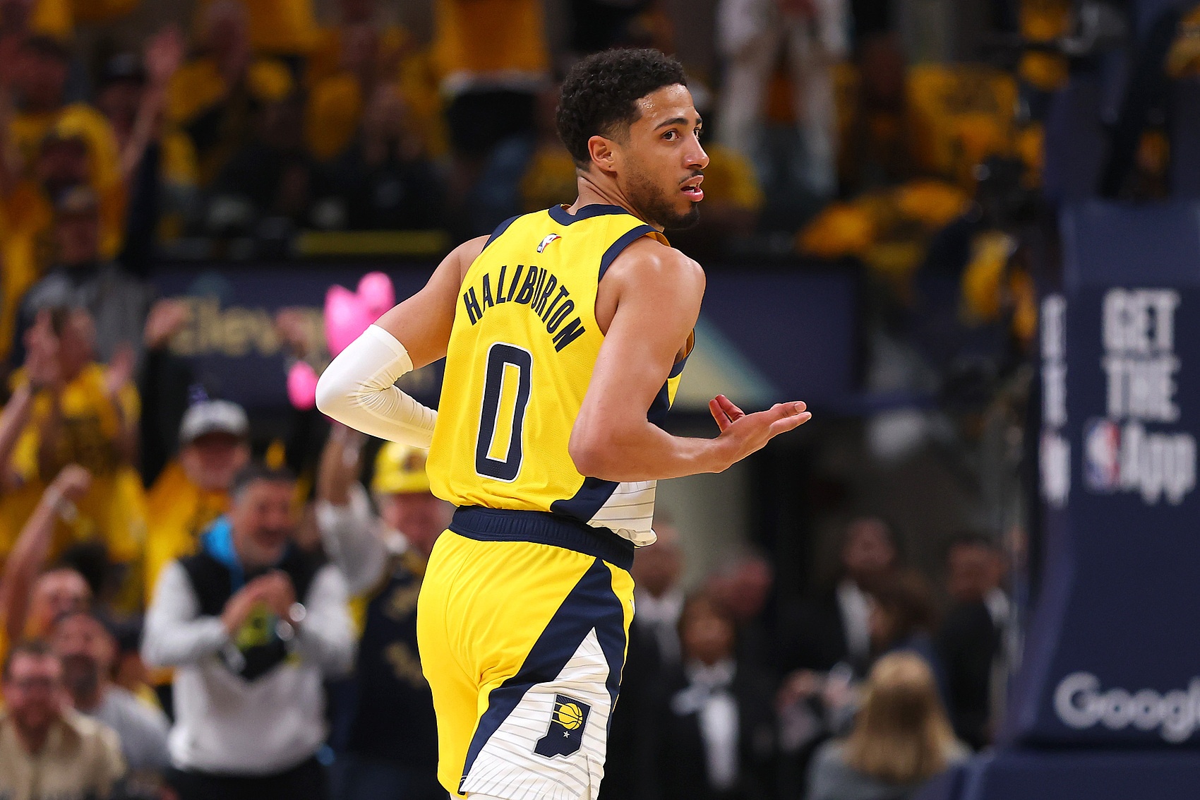 夠硬！東部第四的步行者擊敗東部第一、第三、第五成東部冠軍