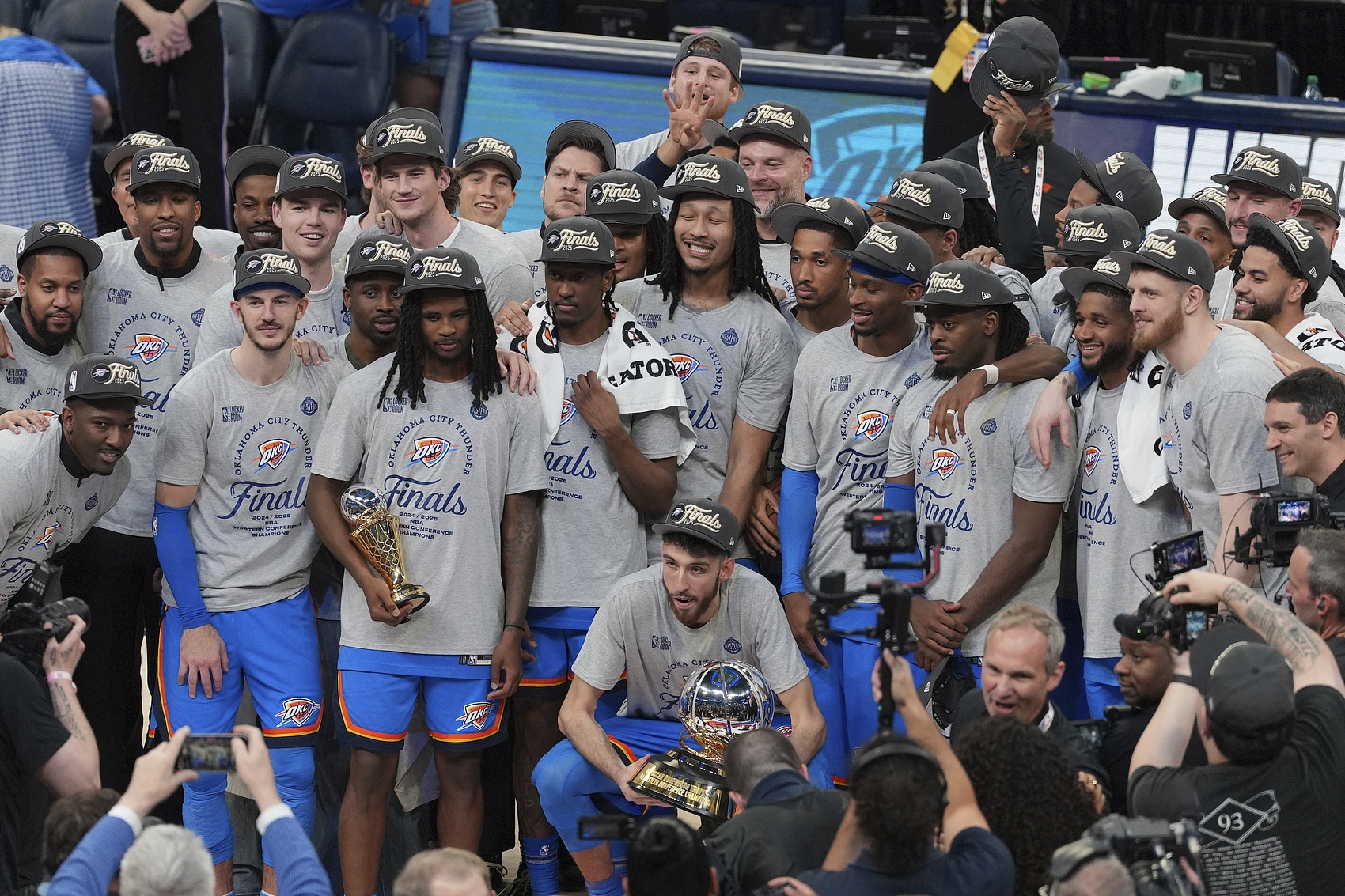 阿里納斯：綠軍出局后雷掘勝者就是總冠軍 雷霆最有機(jī)會成王朝