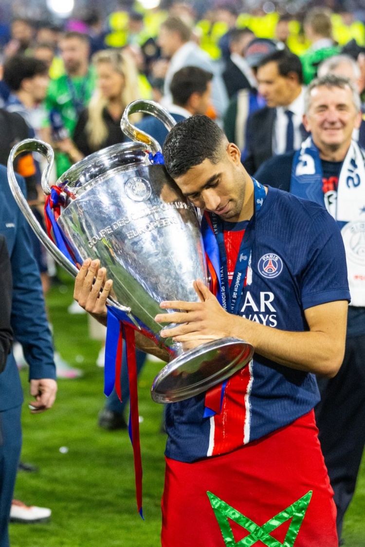 本賽季歐冠速度榜：阿什拉夫排名第一，哈蘭德&姆巴佩分列二三