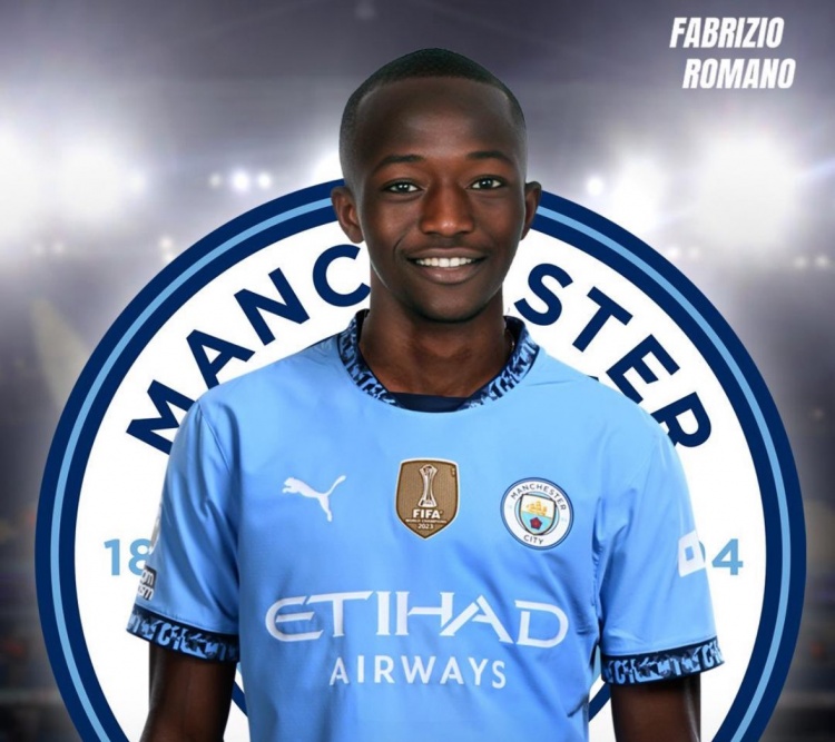 Here we go！羅馬諾：18歲小將桑加雷從巴黎自由轉(zhuǎn)會(huì)加盟曼城