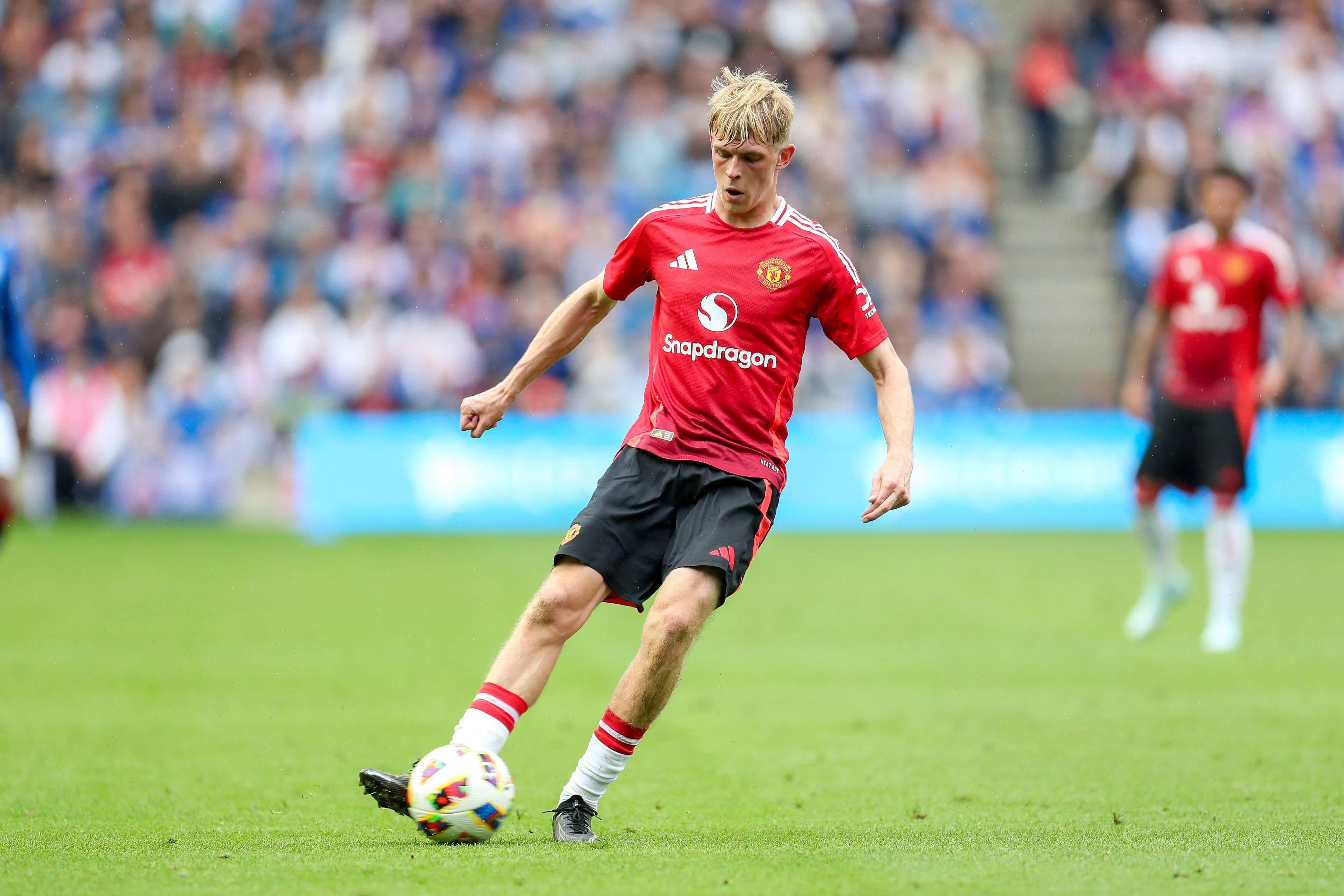 科利爾：英超處子賽季給我的感覺很好 友誼賽能讓我長見識