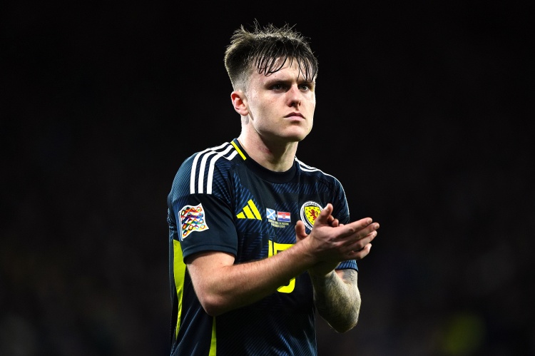 天空：埃弗頓有意簽本-多克，利物浦計(jì)劃在季前賽對其進(jìn)行評估