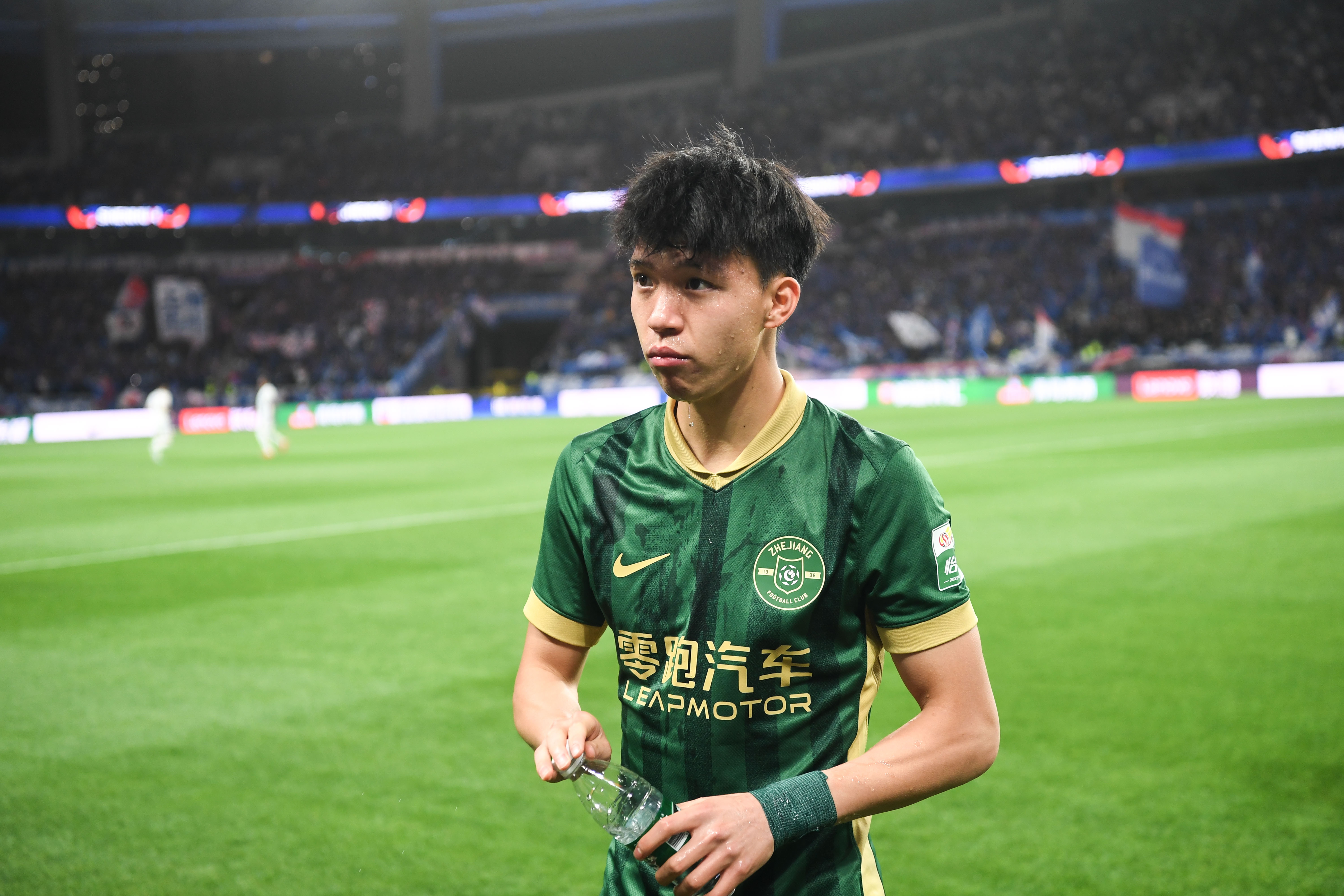 足球報(bào)：如果國(guó)足仍使用442菱形站位，王鈺棟大概率首發(fā)