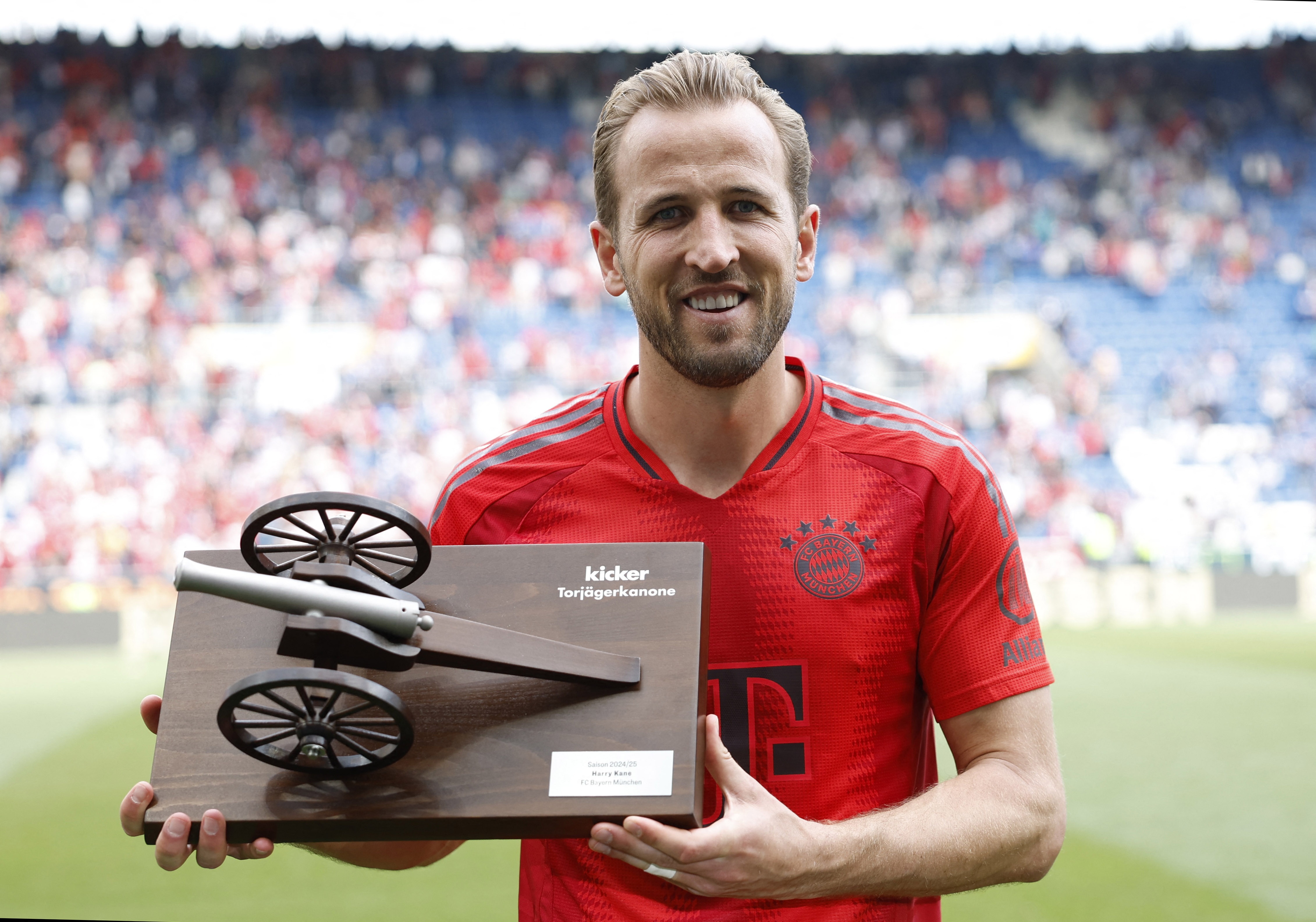 列儂：若凱恩在熱刺退役是錦上添花，他從始至終都是熱刺的孩子