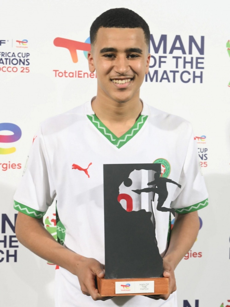 馬卡：皇馬想免簽阿賈克斯16歲天才烏扎內(nèi)，已與球員團(tuán)隊(duì)展開接觸