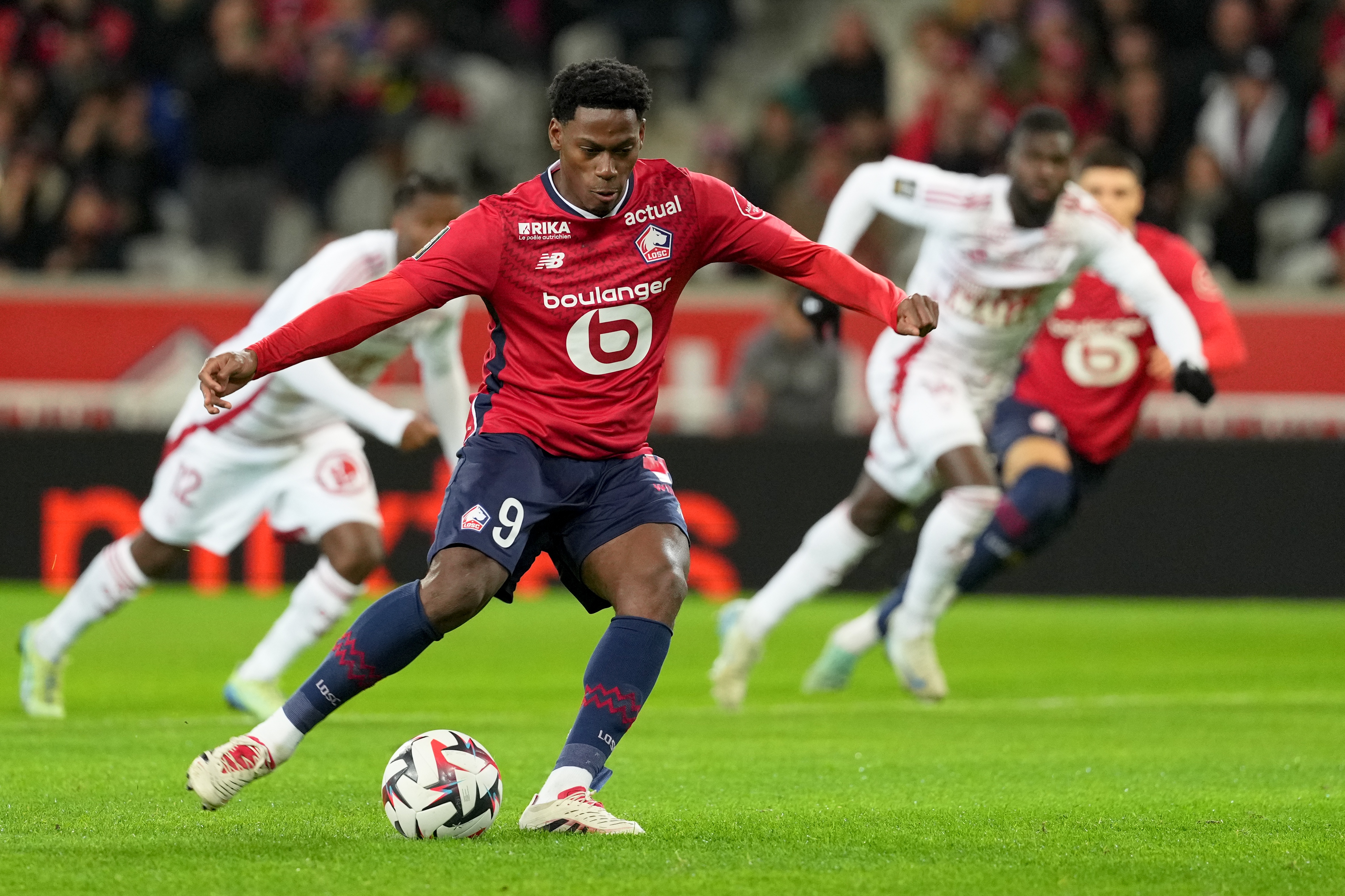 迪馬濟(jì)奧：尤文繼續(xù)與喬納森-戴維談判，希望今夏免簽球員