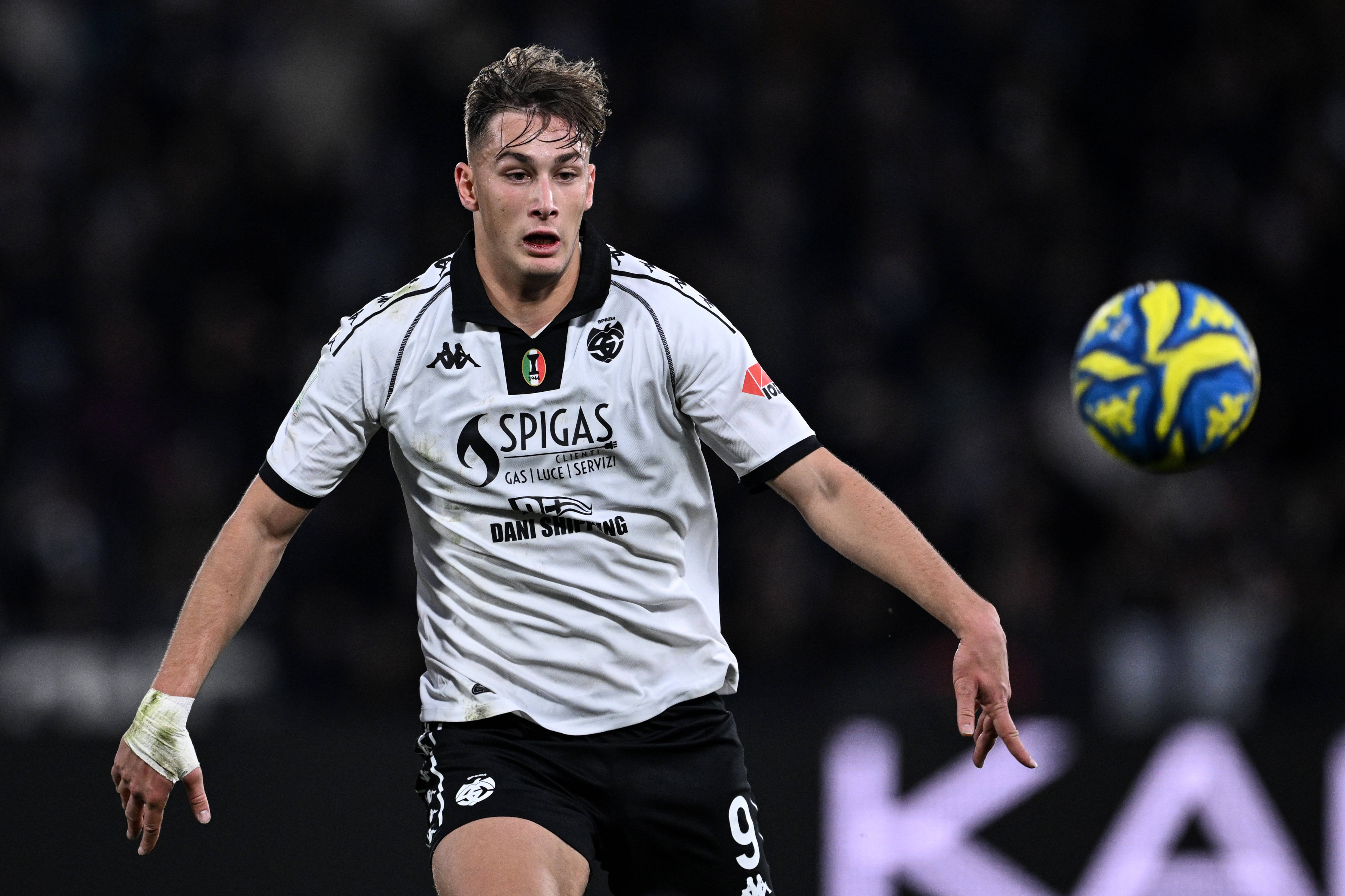 意媒：拉齊奧有意國米小將F-埃斯波西托，另有多支意甲球隊(duì)感興趣