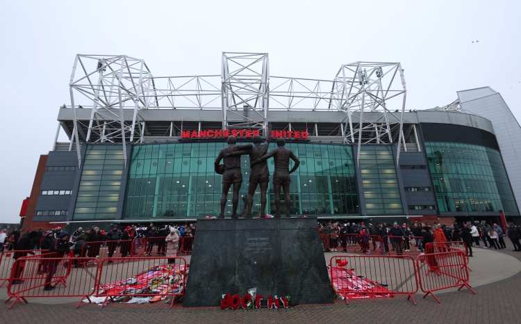 窮???TA曼聯(lián)夏窗前瞻：還欠人3億鎊轉(zhuǎn)會(huì)費(fèi) B費(fèi)不走錢從哪來(lái)？