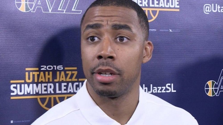 美記：尼克斯新帥選拔包括大學(xué)主帥 前助教J-布萊恩特是人選之一