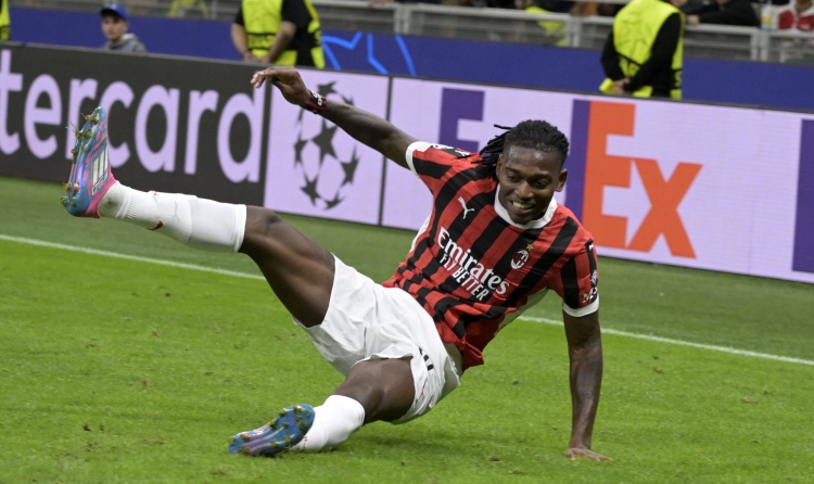 意媒：那不勒斯有意引進萊奧，已接觸經(jīng)紀人&會談結(jié)果積極