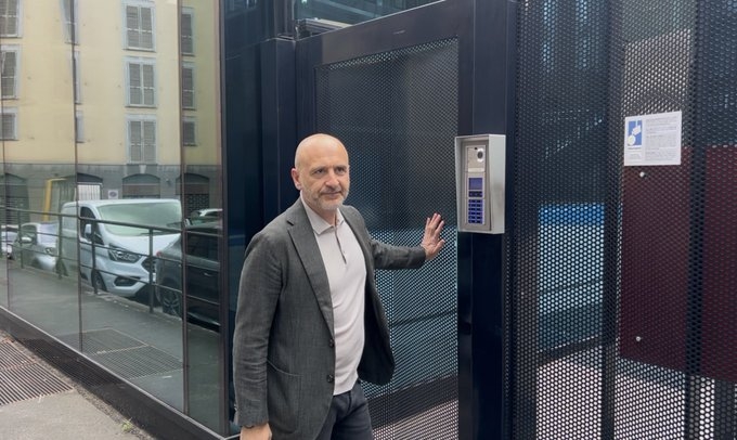 羅馬諾：國米總監(jiān)準(zhǔn)備今晚與小法會談，科莫堅持不授權(quán)談判不放人