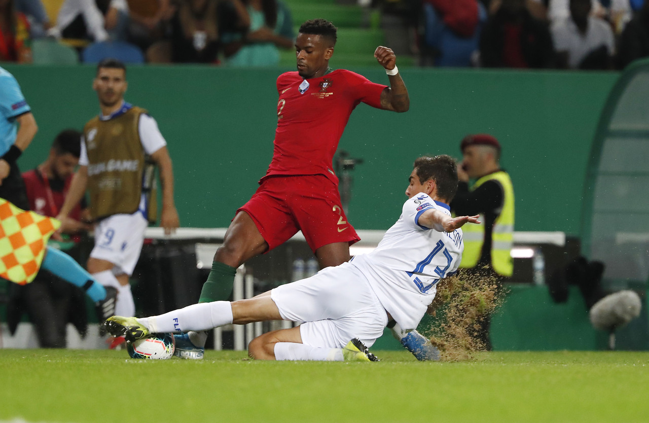 塞梅多談替補(bǔ)：尊重教練選擇，若奧-內(nèi)維斯在右后衛(wèi)位置踢得很好