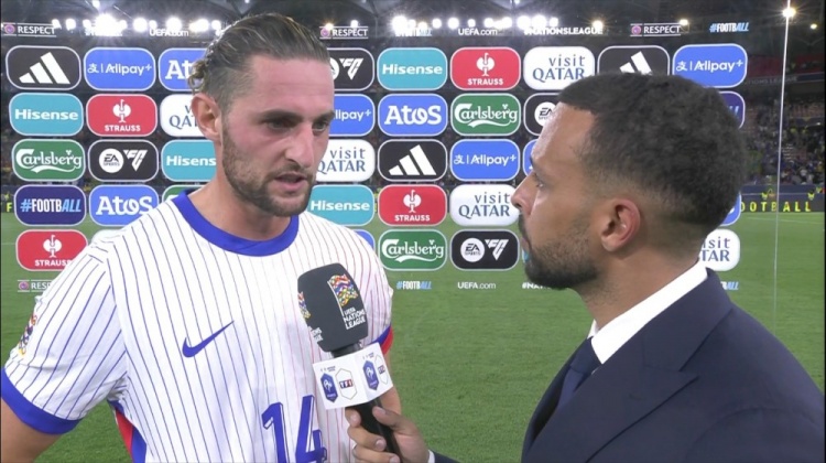 拉比奧特：法國創(chuàng)造出很多機(jī)會(huì)本該獲勝，但我們在防守時(shí)遇到困難