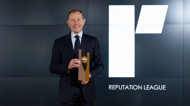 皇馬官方：俱樂部榮獲世界體育協會頒發(fā)的23/24賽季金聲譽獎