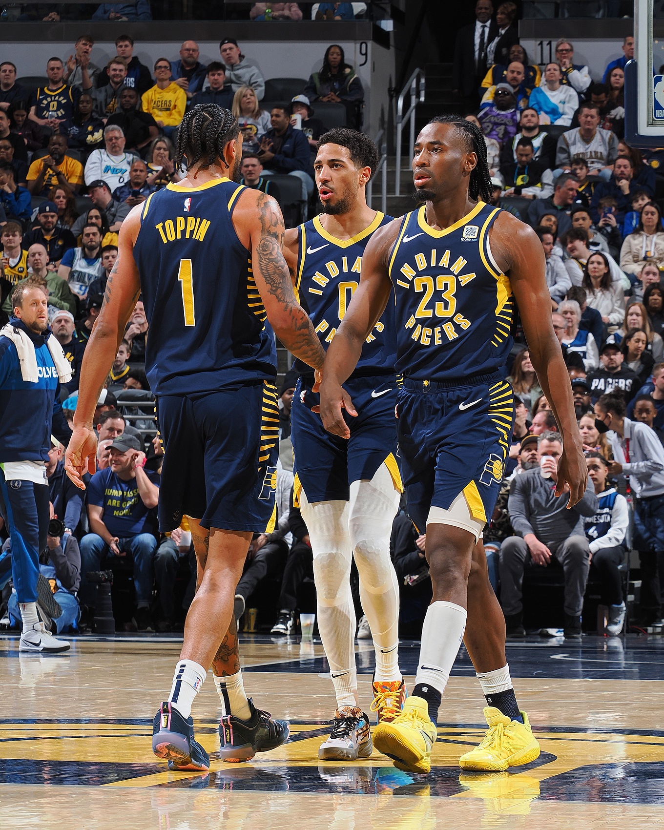 ??這也太多了點(diǎn)！步行者首節(jié)出現(xiàn)9次失誤 托平&內(nèi)史密斯皆3次