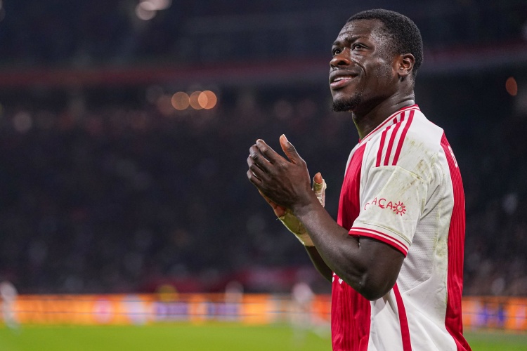 荷媒：阿賈克斯前鋒布羅比長期遭勒索，汽車爆炸&一位朋友被槍擊