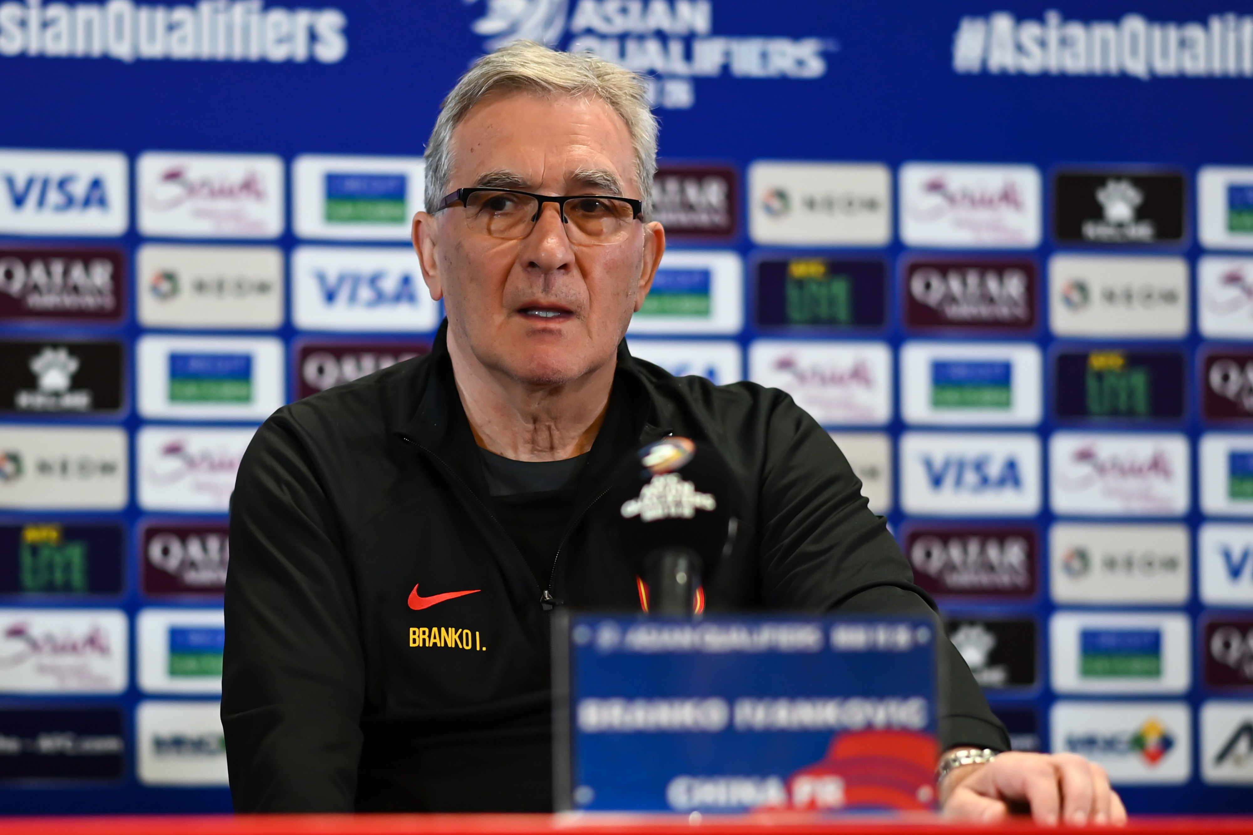 媒體人：伊萬暫不下課甚至要帶東亞杯，足協(xié)難道沒有任何預案？