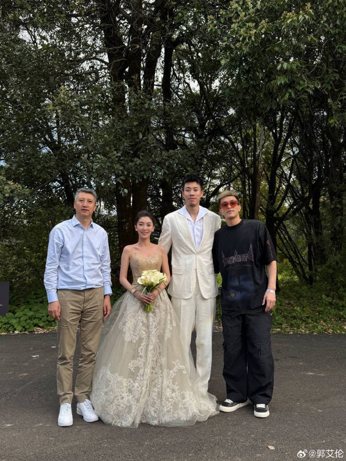 ??百年好合！張鎮(zhèn)麟舉辦婚禮 郭士強(qiáng)和郭艾倫到場祝賀