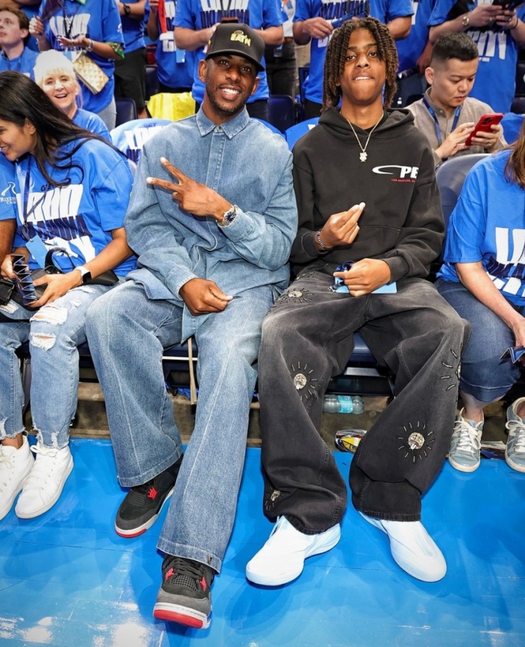 支持老東家！保羅帶兒子現(xiàn)場觀戰(zhàn)總決賽G2