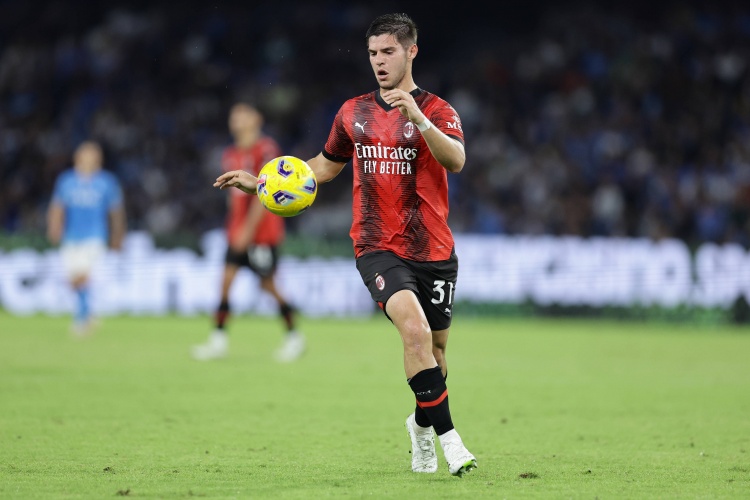 莫雷托：博卡敲定米蘭后衛(wèi)佩萊格里諾，費(fèi)用350萬歐+20%二轉(zhuǎn)分成