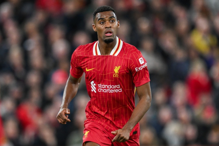 赫拉芬貝赫談改踢八號位：一開始懷疑自己的防守，但我知道能勝任