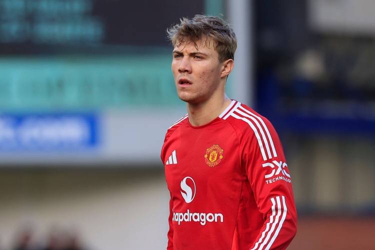 米體：霍伊倫是國(guó)米鋒線頭號(hào)目標(biāo)，球隊(duì)還想簽邦尼和萊奧尼