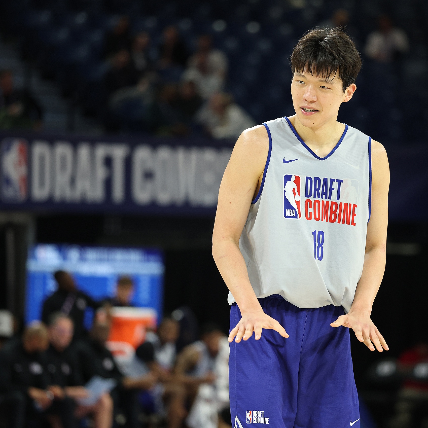 媒體人：楊瀚森手部傷病已沒有大礙 此前訓練時手部有疼痛感