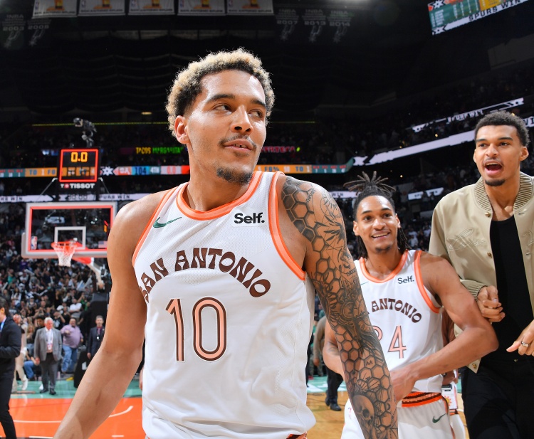 太陽隊(duì)記：索漢和瓦塞爾可能會(huì)被納入馬刺與杜蘭特的交易中