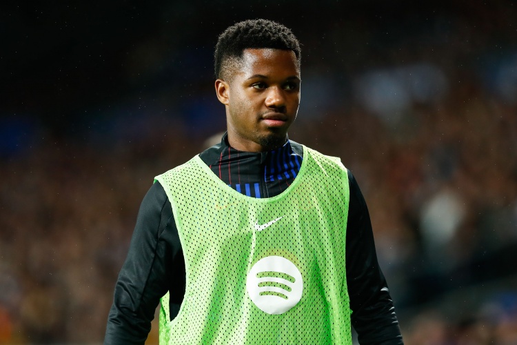 每體：巴薩要求不承擔(dān)法蒂租借時的薪水，目前正努力解決這一問題