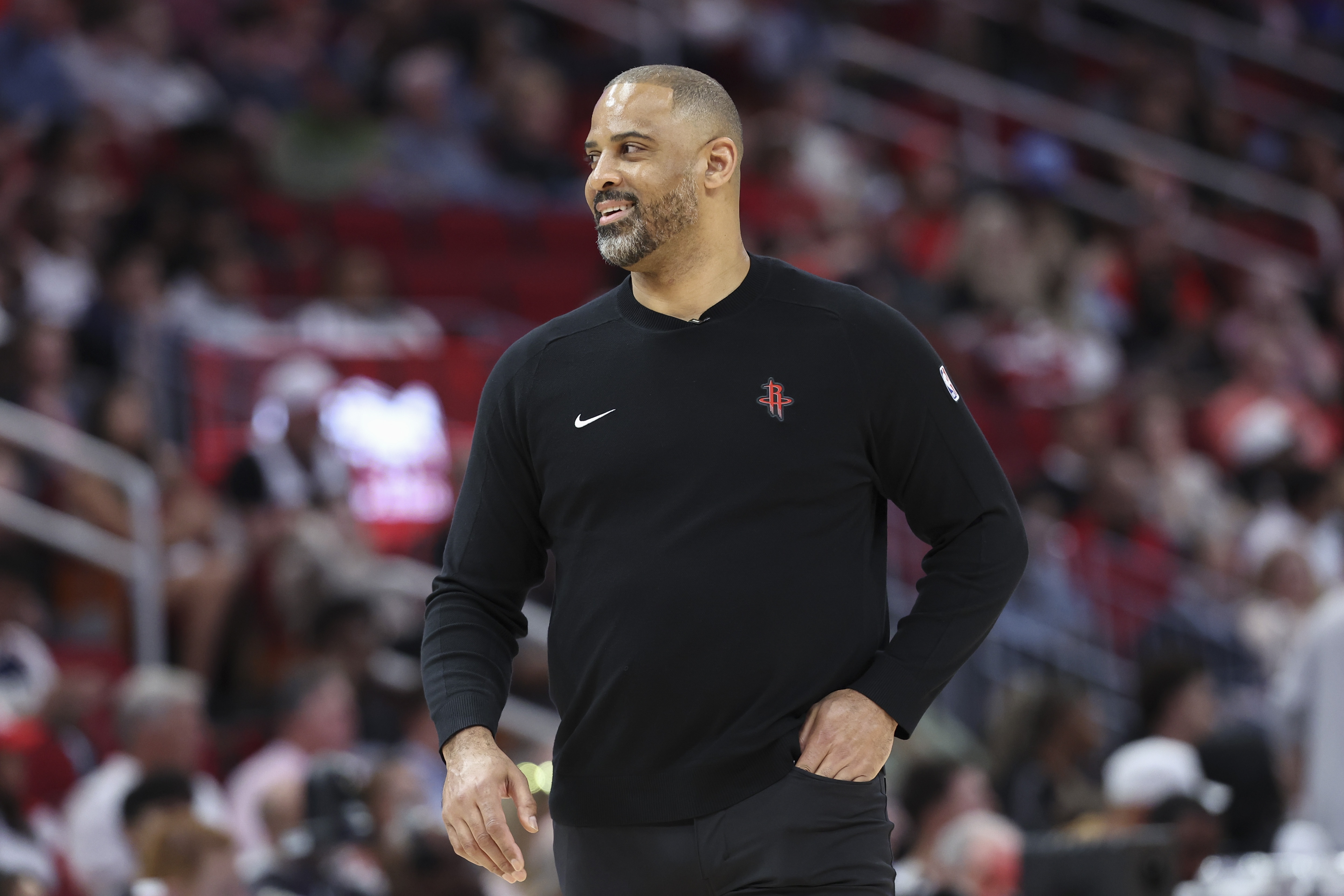 不給挖??尼克斯尋求獲得與烏度卡進(jìn)行談判的許可 但被火箭拒絕