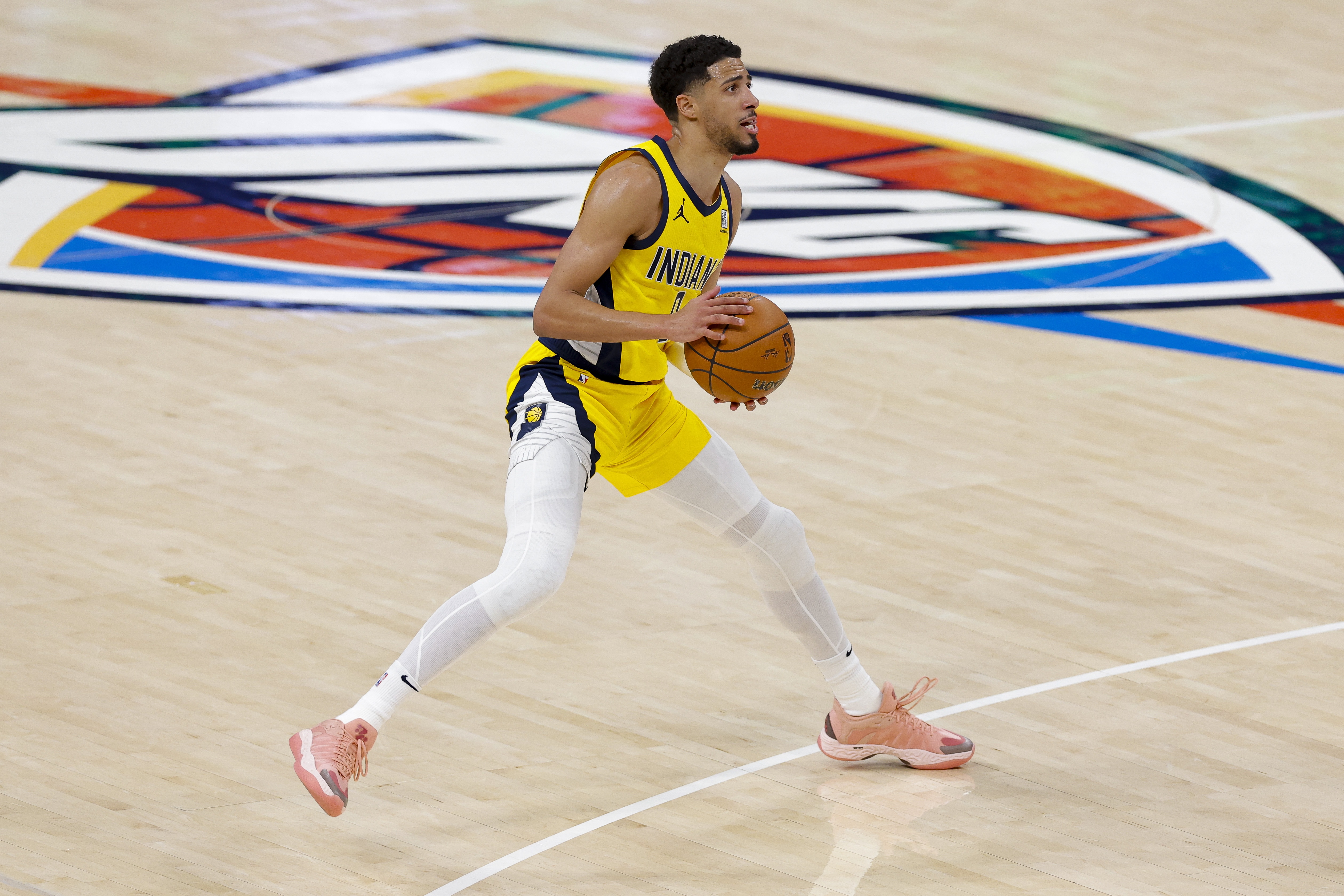 斯蒂芬-杰克遜：如果哈利伯頓能奪冠 那就可以確定他是超巨