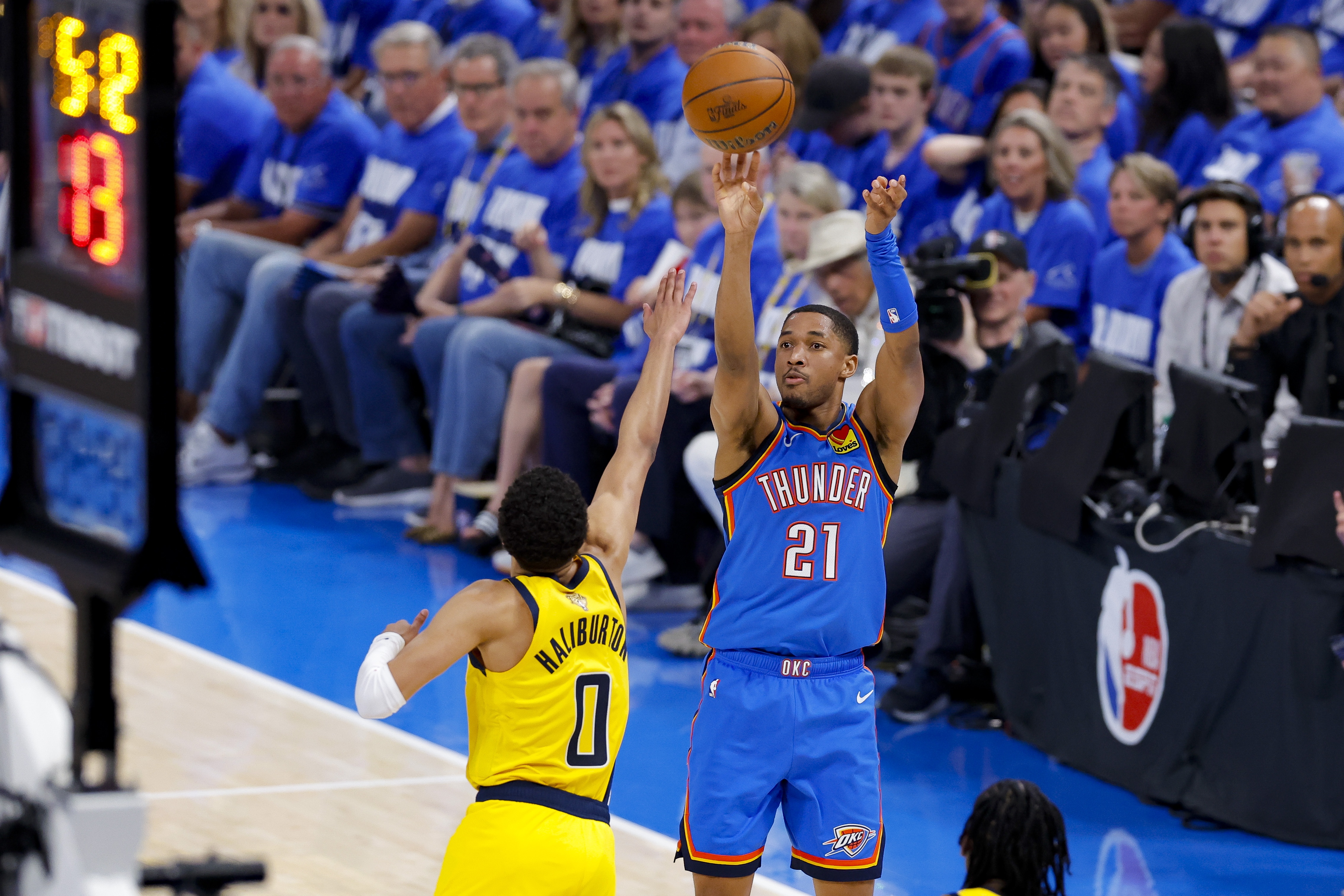 NBA總決賽G2平均觀(guān)眾876萬(wàn) 創(chuàng)自泡泡園區(qū)以來(lái)最低G2新低