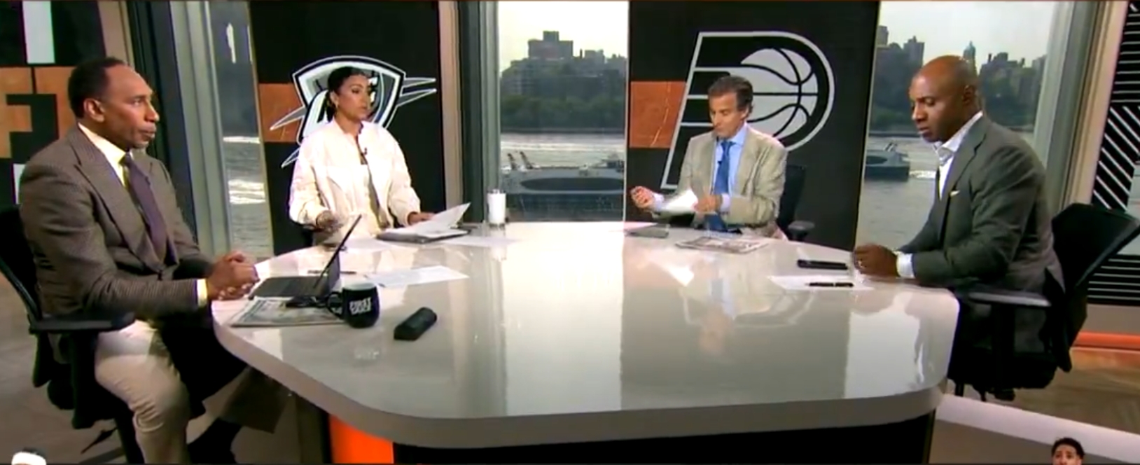 美記：超巨有字&約&庫&東&詹??杜蘭特和歐文不是SGA勉強(qiáng)是 ??