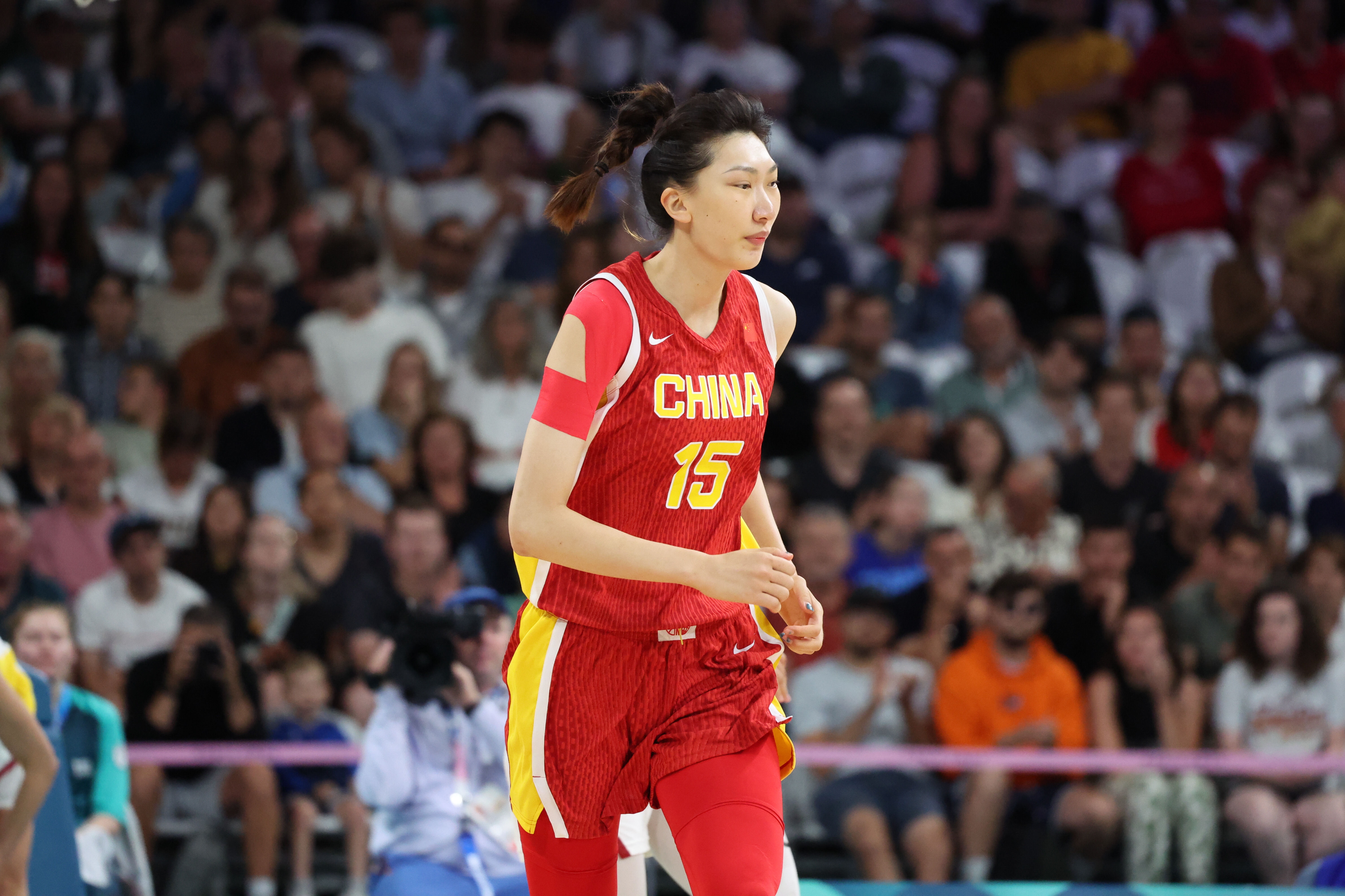 碾壓之勢！中國女籃首節(jié)20-7凈勝波黑女籃13分 18-2結(jié)束首節(jié)