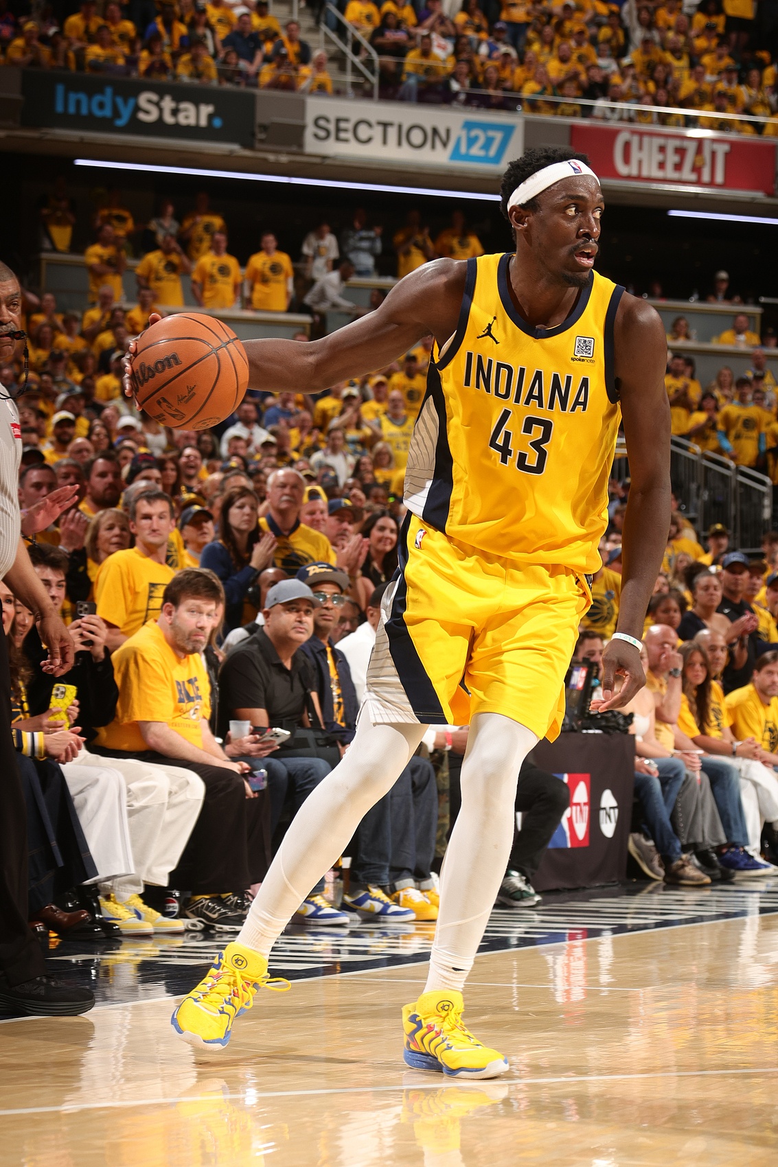 非?？煽浚∥鱽喛钒雸?中5得14分2板3助4斷1帽 正負值+14最高