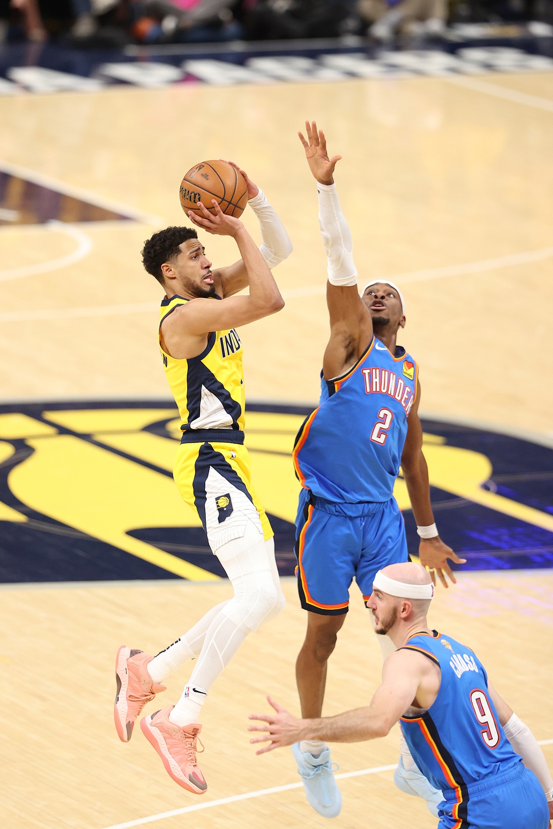 關(guān)鍵時(shí)刻掉鏈子！步行者全場(chǎng)三分36中11占絕對(duì)優(yōu)勢(shì) 但末節(jié)8中0